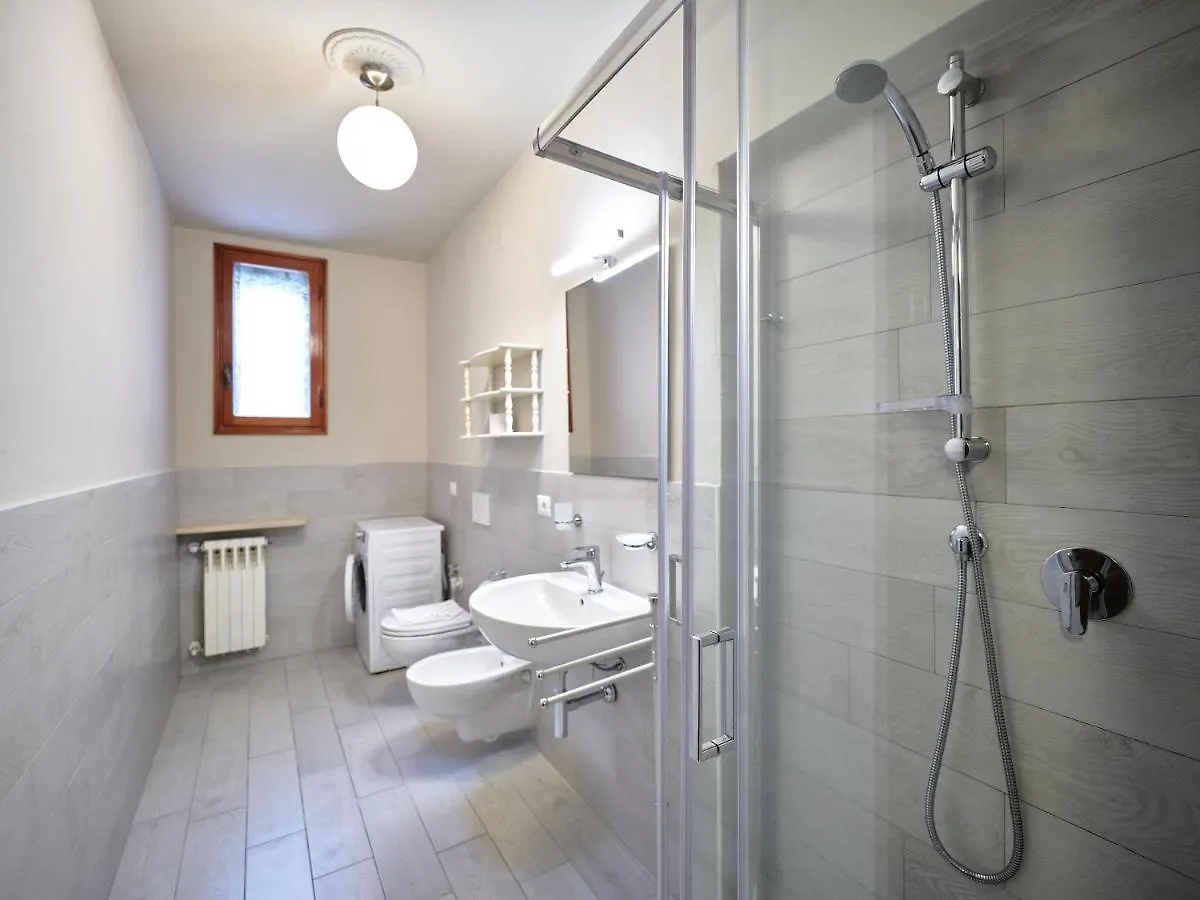 Apartmentsgarda - Residenza Bouganville 0*, Garda (Verona) Itálie