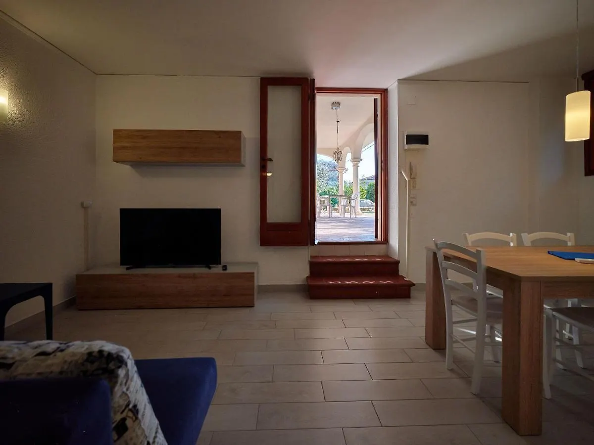 Apartman Apartmentsgarda - Residenza Bouganville